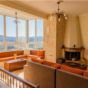 5 bedroom villa with pool, near Acharavi, sleeps 9